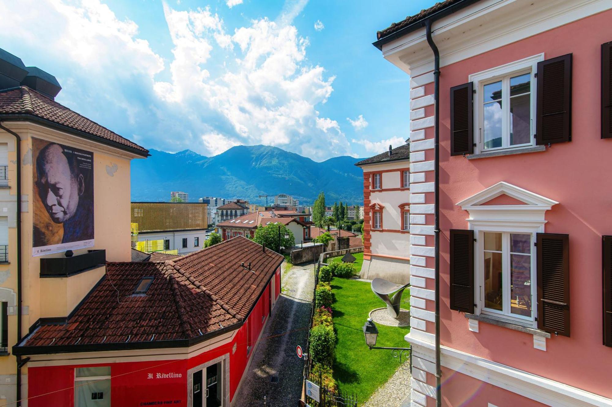 Pardo Apartments By Quokka 360 - Locarno Old Town Bagian luar foto